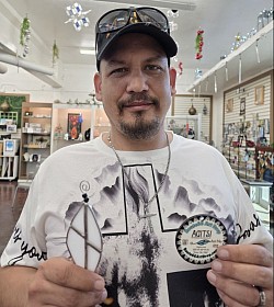 Art No 32  Agitsi Stained Glass